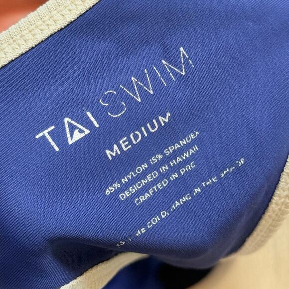 Tai Swim Quinn 2pcs Bikinis Set Hawaii Bali Floral‎ Beach Pool Swimming Medium - Picture 9 of 9